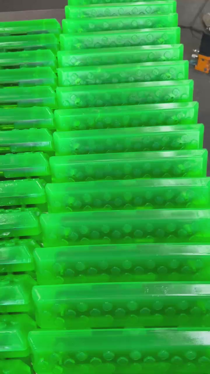 VectorMax 300mm bolt-on polyurethane track pad video