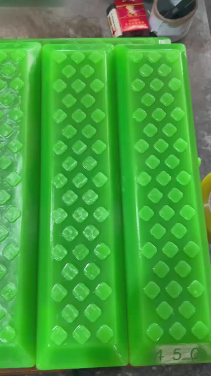 VectorMax 450mm Bolt-On Polyurethane Track Pad