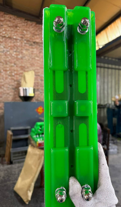 VectorMax 400mm Bolt-On Polyurethane Track Pad