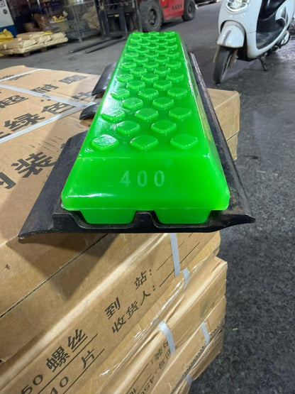VectorMax 400mm Bolt-On Polyurethane Track Pad