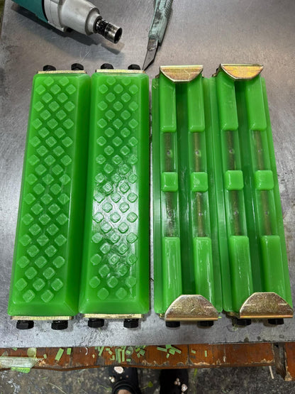 VectorMax 400mm Clip-On Polyurethane Track Pad