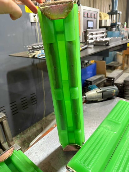 VectorMax 450mm Clip-On Polyurethane Track Pad