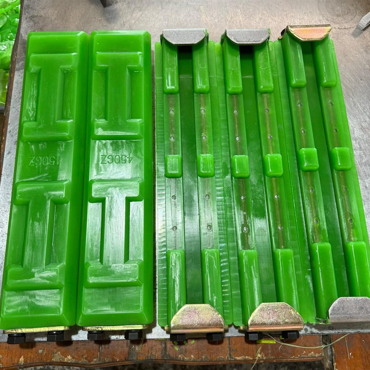 VectorMax 450mm clip-on polyurethane track pad